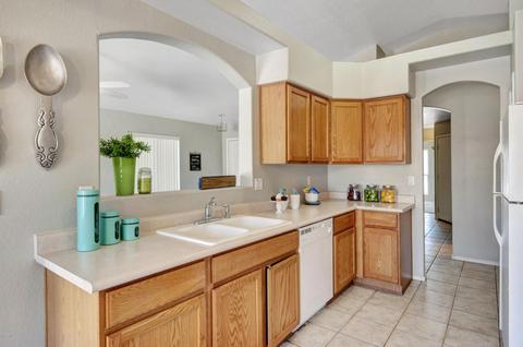 3026 E Captain Dreyfus Ave, Phoenix, AZ 85032 photo 8