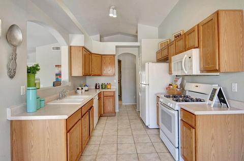3026 E Captain Dreyfus Ave, Phoenix, AZ 85032 photo 6