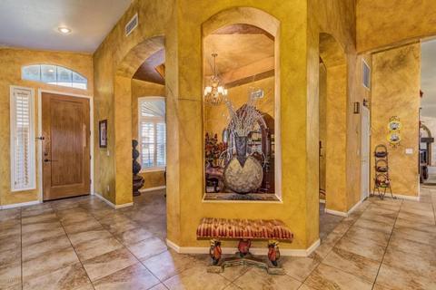 310 S Cobblestone Dr, Gilbert, AZ 85296 photo 5