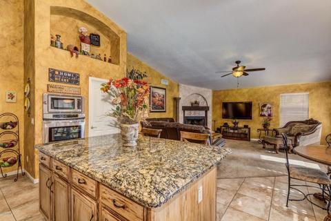 310 S Cobblestone Dr, Gilbert, AZ 85296 photo 15