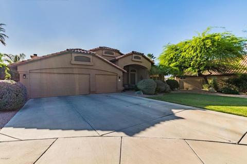 310 S Cobblestone Dr, Gilbert, AZ 85296 photo 1