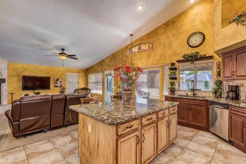 310 S Cobblestone Dr, Gilbert, AZ 85296 photo 14
