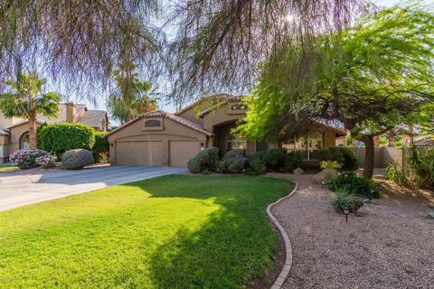 310 S Cobblestone Dr, Gilbert, AZ 85296 photo 3