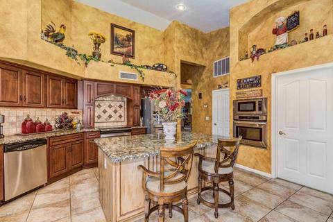 310 S Cobblestone Dr, Gilbert, AZ 85296 photo 16