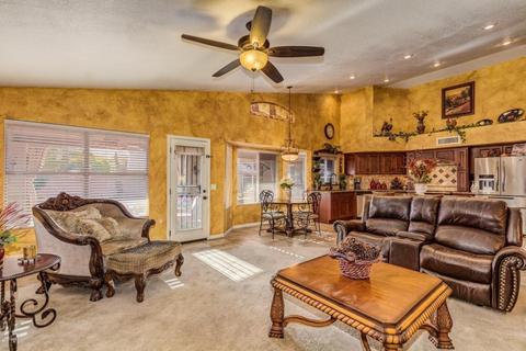 310 S Cobblestone Dr, Gilbert, AZ 85296 photo 17