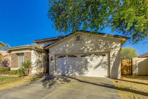 2529 S Martingale Rd, Gilbert, AZ 85295 photo 2
