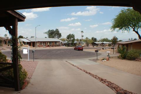 2103 E Betty Elyse Ln, Phoenix, AZ 85022 photo 15