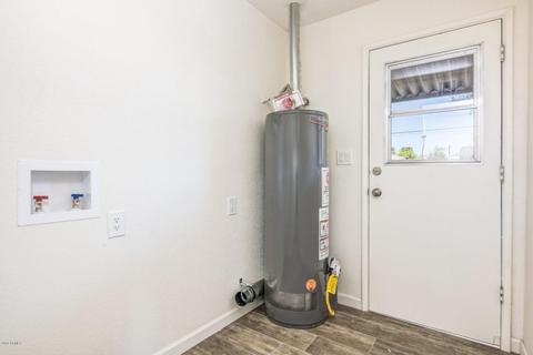 1844 E Avalon Dr, Phoenix, AZ 85016 photo 9