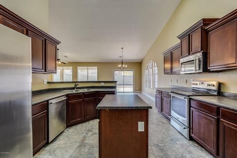 2131 W Vineyard Rd, Phoenix, AZ 85041 photo 2