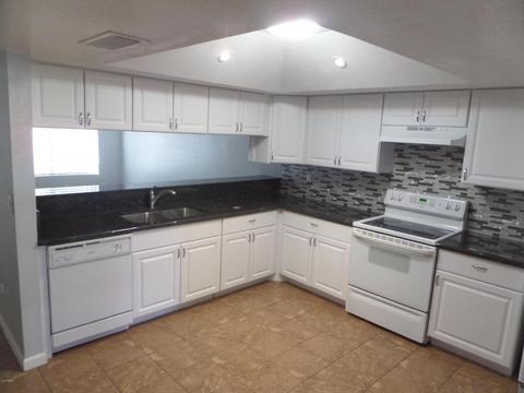 2845 E Beck Ln #3, Phoenix, AZ 85032 photo 9