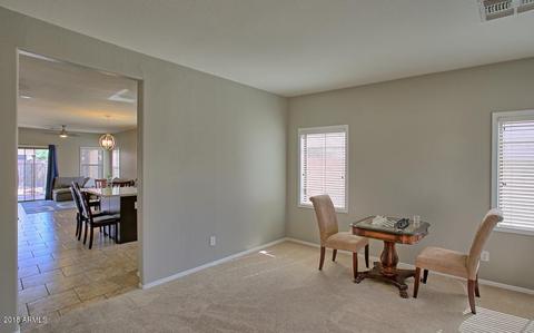 2846 E Devon Ct, Gilbert, AZ 85296 photo 3