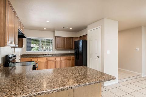 4117 E Apollo Rd, Phoenix, AZ 85042 photo 5