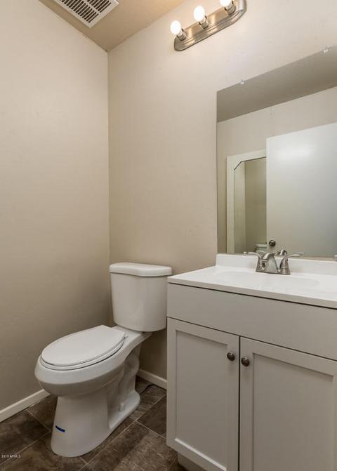 4117 E Apollo Rd, Phoenix, AZ 85042 photo 8