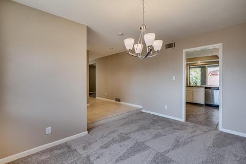 2212 E Lincoln Dr, Phoenix, AZ 85016 photo 4