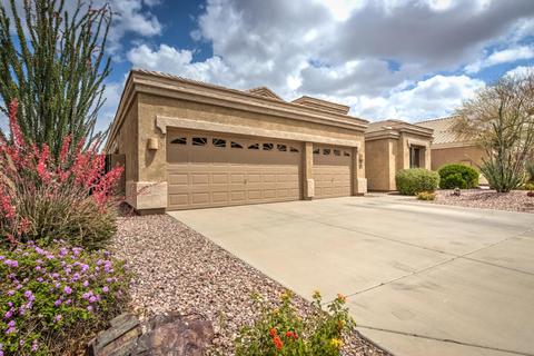 10414 E Irwin Cir, Mesa, AZ 85209 photo 2