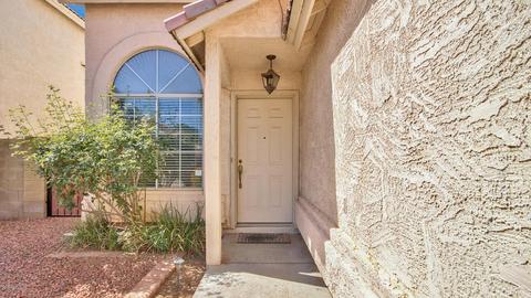 3717 E Taro Ln, Phoenix, AZ 85050 photo 3