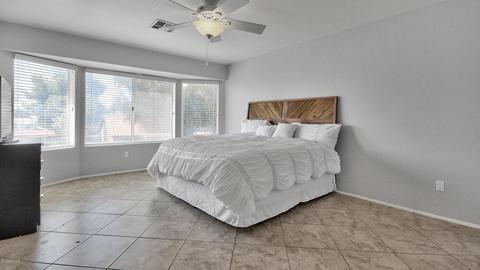3717 E Taro Ln, Phoenix, AZ 85050 photo 8