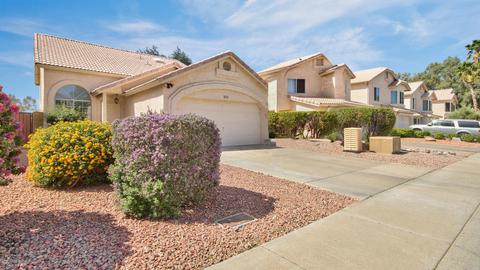 3717 E Taro Ln, Phoenix, AZ 85050 photo 1