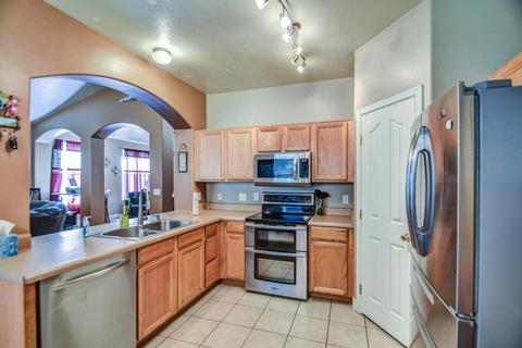 4038 E Constitution Ct, Gilbert, AZ 85296 photo 4