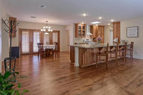 1240 E Tuckey Ln, Phoenix, AZ 85014 photo 6