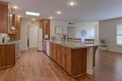 1240 E Tuckey Ln, Phoenix, AZ 85014 photo 8