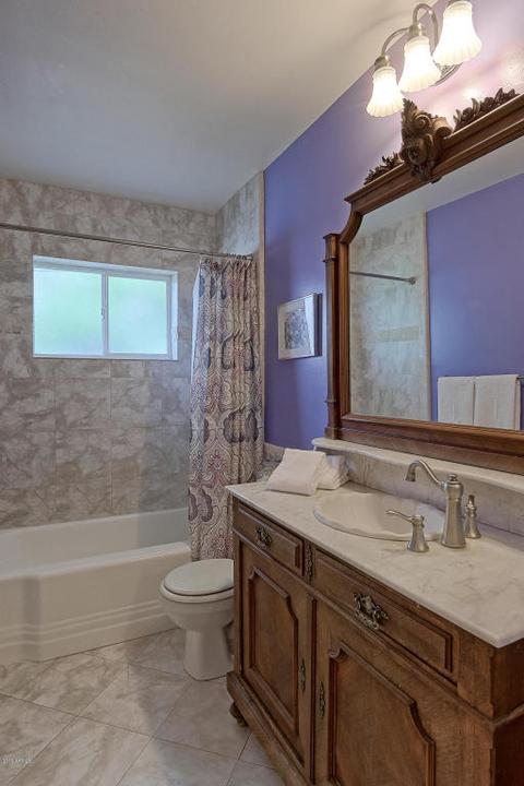 1240 E Tuckey Ln, Phoenix, AZ 85014 photo 21
