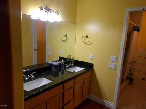 626 W Comstock Dr, Gilbert, AZ 85233 photo 7
