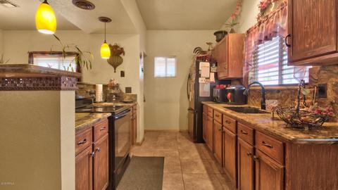 1338 E Apollo Rd, Phoenix, AZ 85042 photo 10
