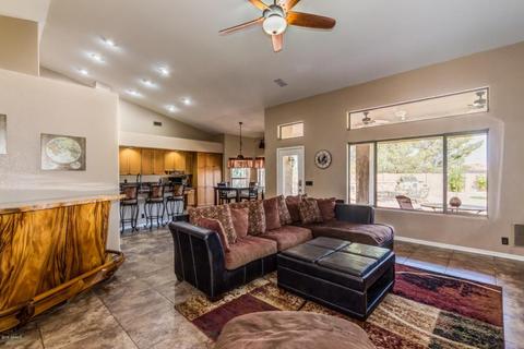 681 E Constitution Dr, Gilbert, AZ 85296 photo 9