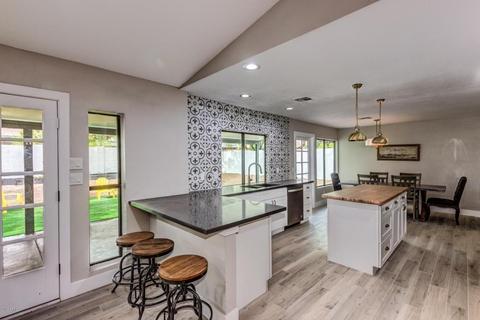 2215 E Sahuaro Dr, Phoenix, AZ 85028 photo 5