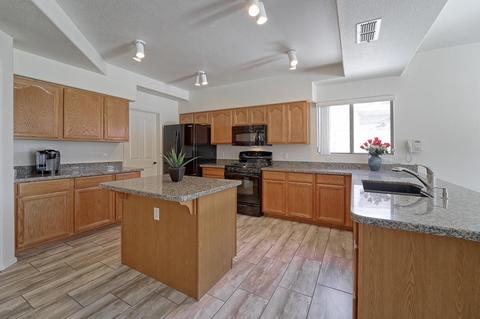 4607 E Rowel Rd, Phoenix, AZ 85050 photo 8