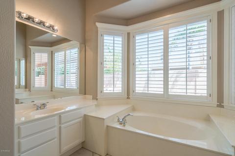 2968 E Millbrae Ln, Gilbert, AZ 85234 photo 20