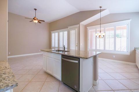 2968 E Millbrae Ln, Gilbert, AZ 85234 photo 13