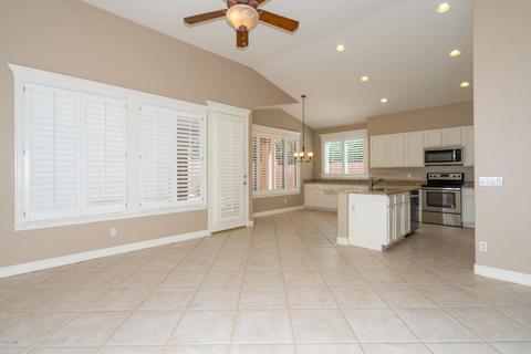 2968 E Millbrae Ln, Gilbert, AZ 85234 photo 6