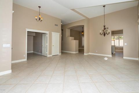 2968 E Millbrae Ln, Gilbert, AZ 85234 photo 4