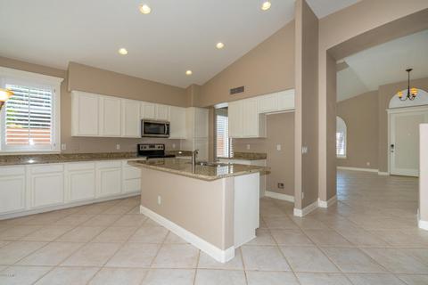 2968 E Millbrae Ln, Gilbert, AZ 85234 photo 8