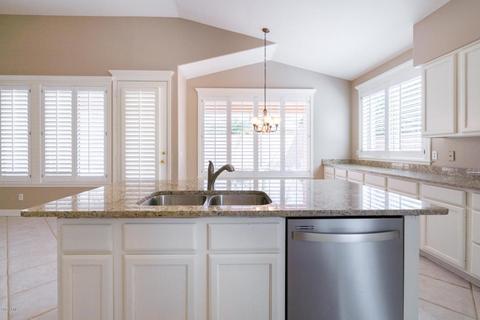 2968 E Millbrae Ln, Gilbert, AZ 85234 photo 11