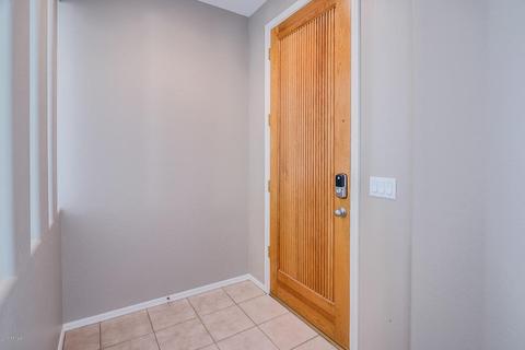 4116 E Oxford Ln, Gilbert, AZ 85295 photo 2
