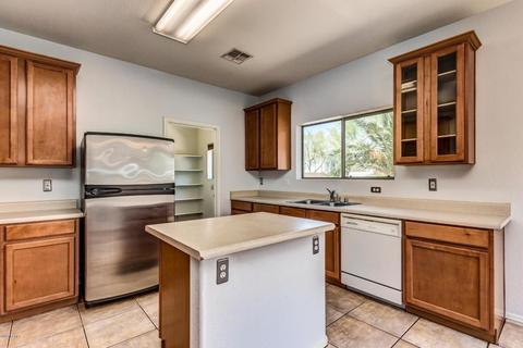 1118 E Pedro Rd, Phoenix, AZ 85042 photo 8