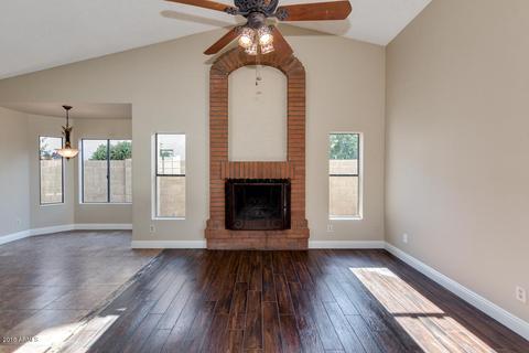658 E Silver Creek Rd, Gilbert, AZ 85296 photo 3