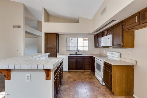 658 E Silver Creek Rd, Gilbert, AZ 85296 photo 2