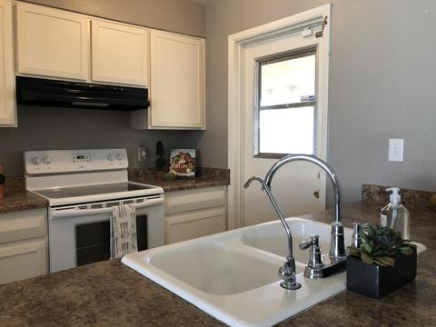 249 E Auburn Dr, Tempe, AZ 85283 photo 12
