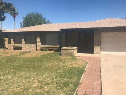 2024 E Watson Dr, Tempe, AZ 85283 photo 2