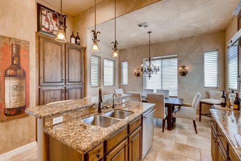 4909 Estevan Rd, Phoenix, AZ 85054 photo 12
