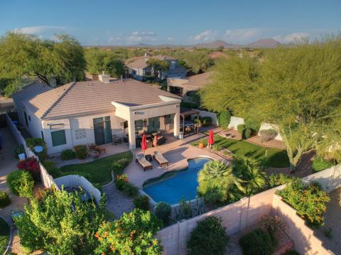 4909 Estevan Rd, Phoenix, AZ 85054 photo 1