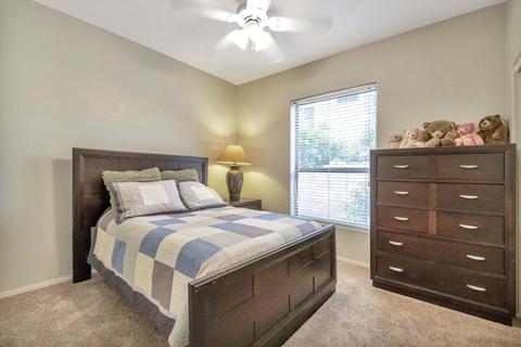 4422 E Robin Ln, Phoenix, AZ 85050 photo 13