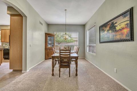 4422 E Robin Ln, Phoenix, AZ 85050 photo 9