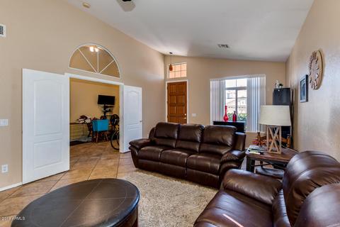 1853 E Pinto Dr, Gilbert, AZ 85296 photo 4