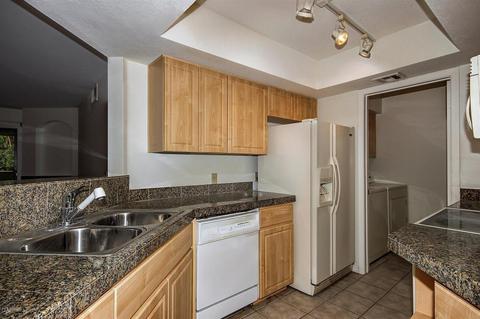 5104 N 32nd St #252, Phoenix, AZ 85018 photo 9