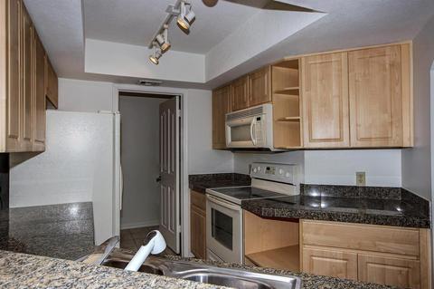 5104 N 32nd St #252, Phoenix, AZ 85018 photo 10